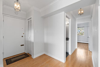 #203 – 150 24th Street